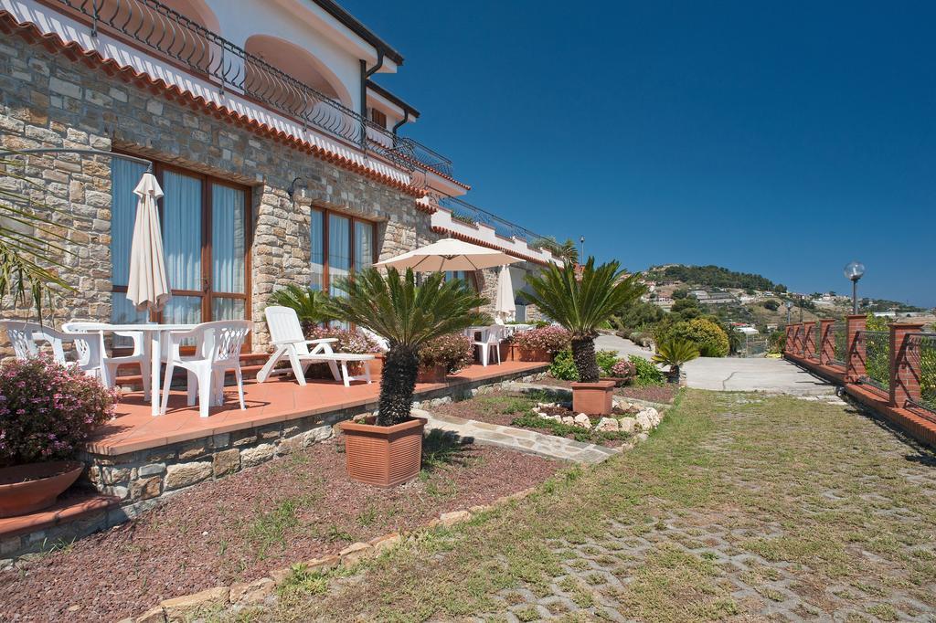 Le Terrazze Appartamenti Vacanze Sanremo Exterior photo